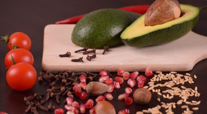 AVOCADO – fruct unic si delicios