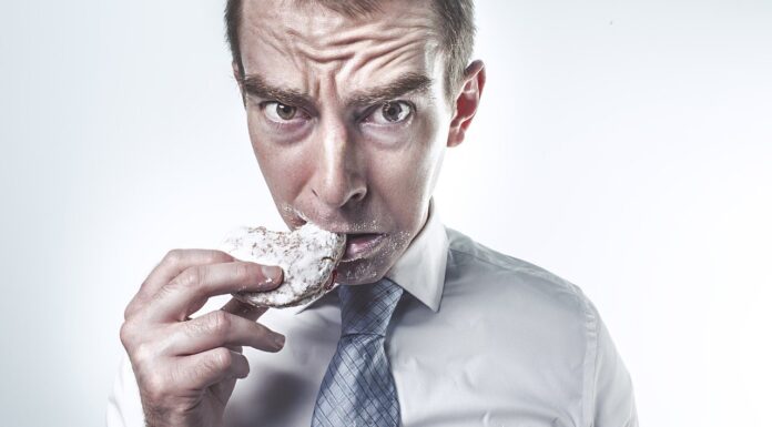 12 modalități de a preveni mâncatul pe bază de stres