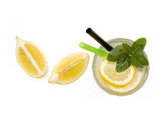 Apa cu lămâie – 7 beneficii pentru sănătate!
